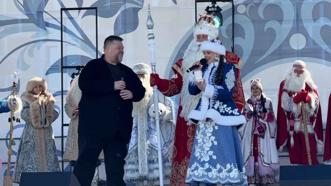 Воплощение сказки: серебряная коллекция компании «ДАР» признана ювелирным образом Российской Снегурочки