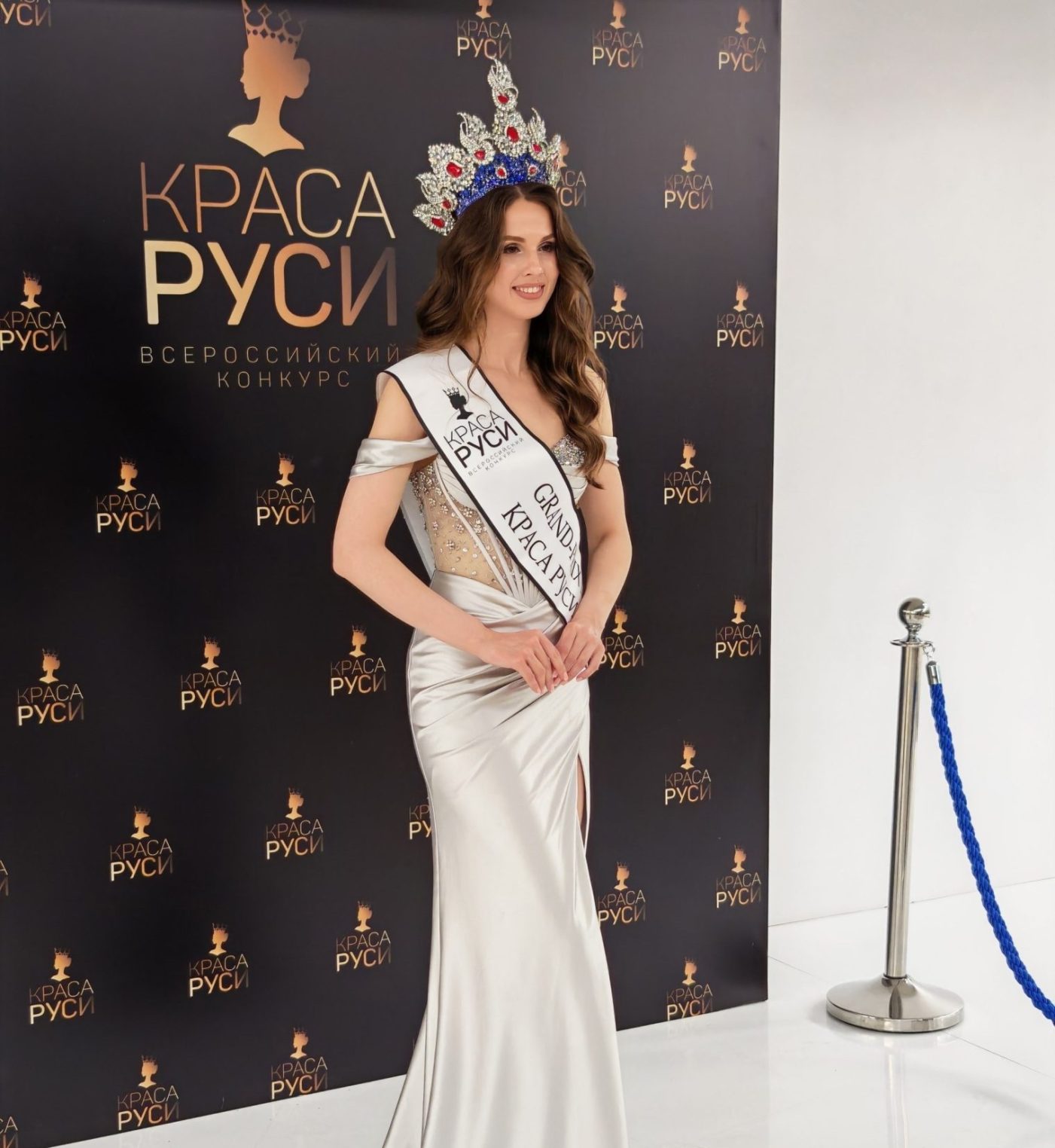 Модель из Костромы стала самой красивой девушкой на Руси