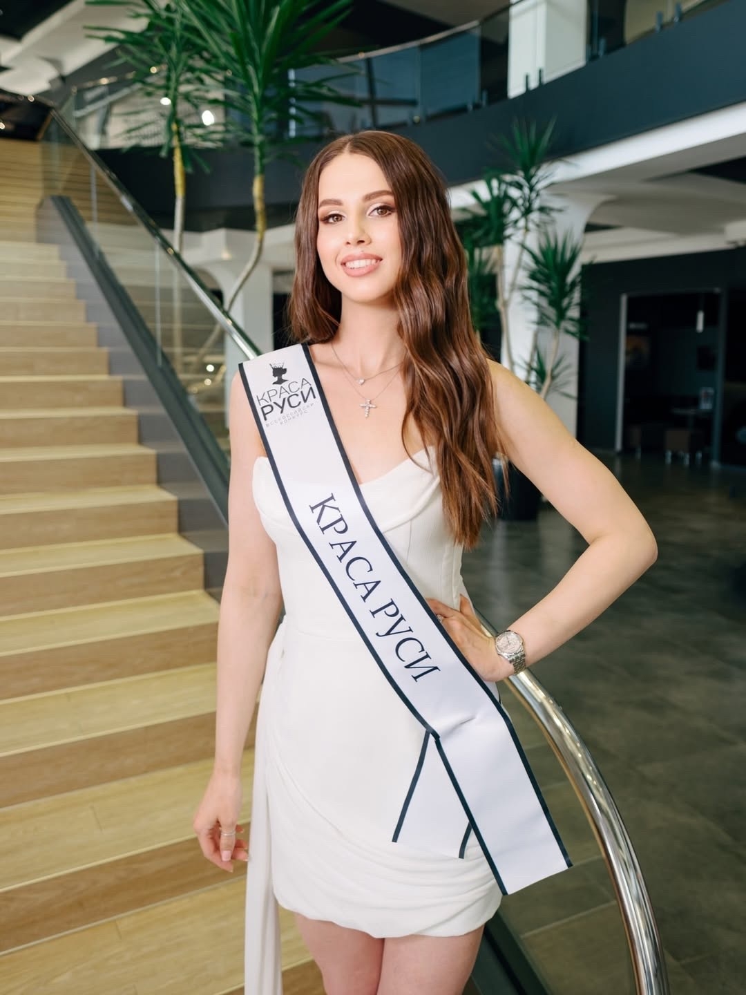 Модель из Костромы стала самой красивой девушкой на Руси