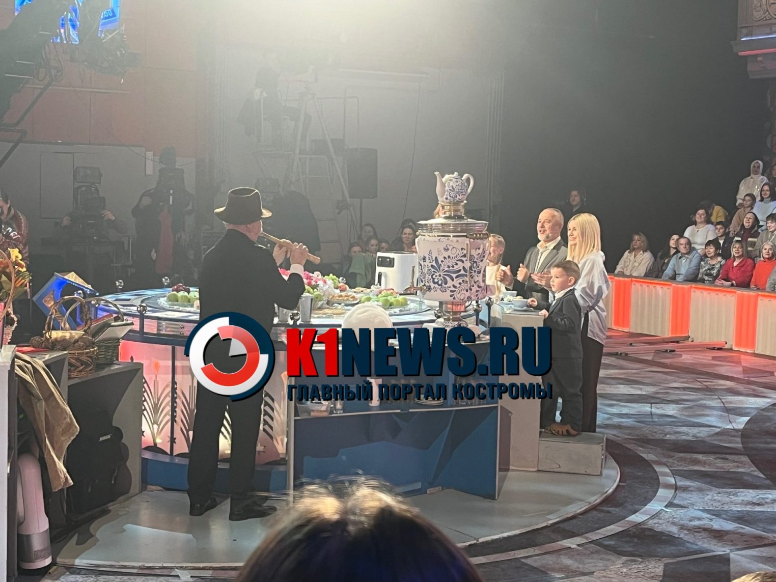 Нерехтчане с триумфом выступили на «Поле чудес» и закружили студию кадрилью