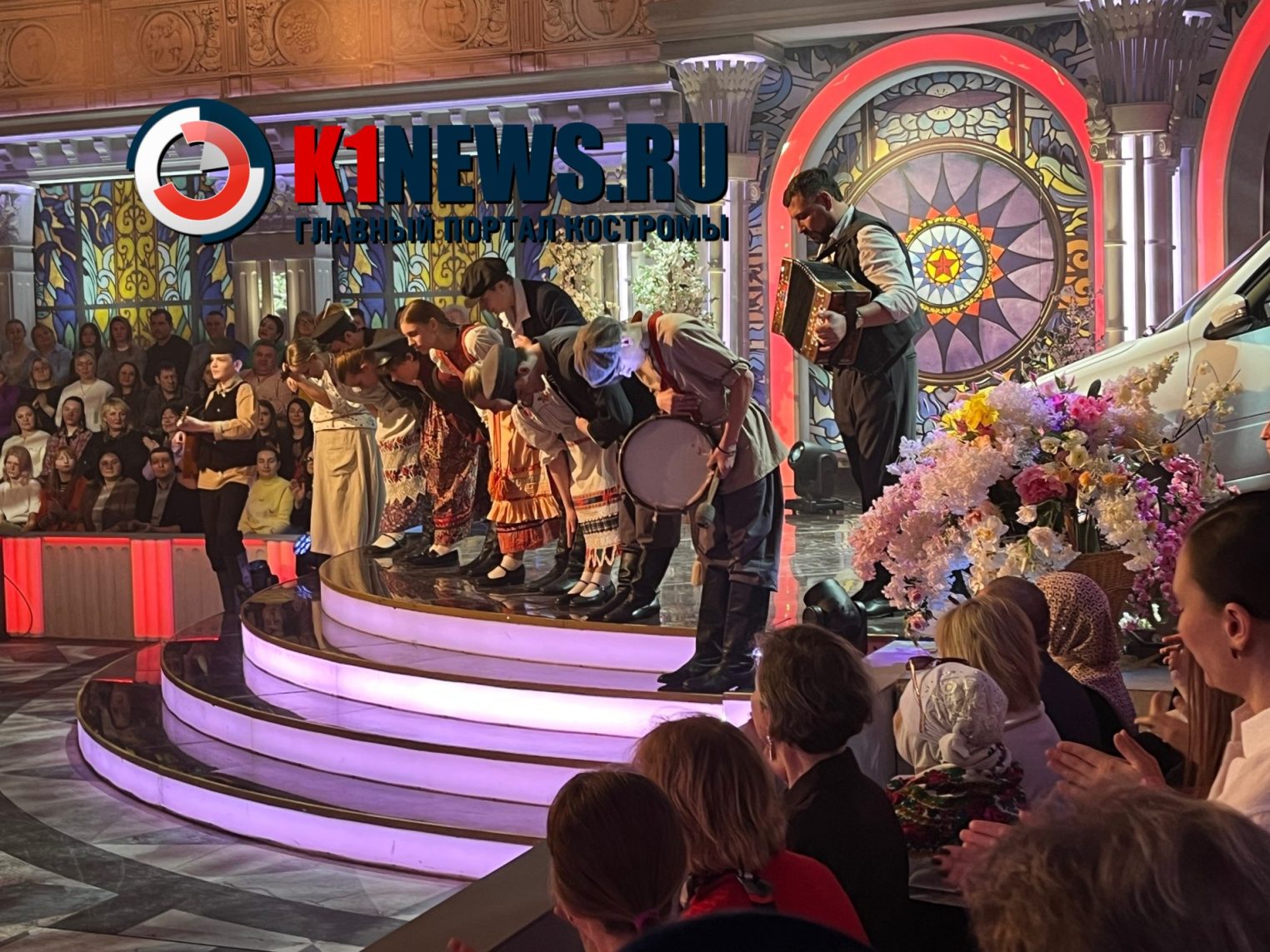 Нерехтчане с триумфом выступили на «Поле чудес» и закружили студию кадрилью