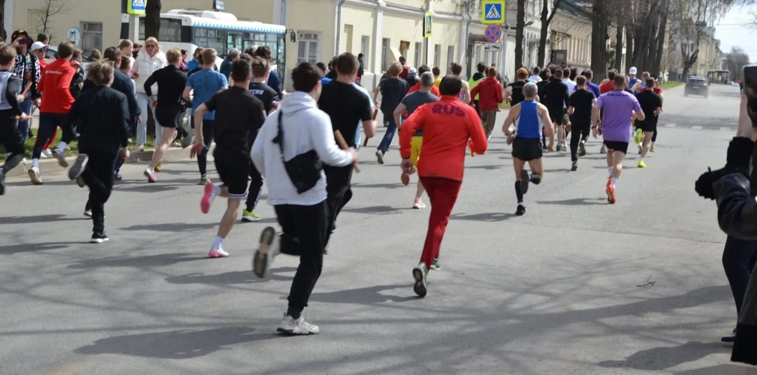 В Костроме на эстафете Победы установили рекорд