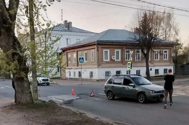 В Костроме машина сбила девятилетнего мальчика