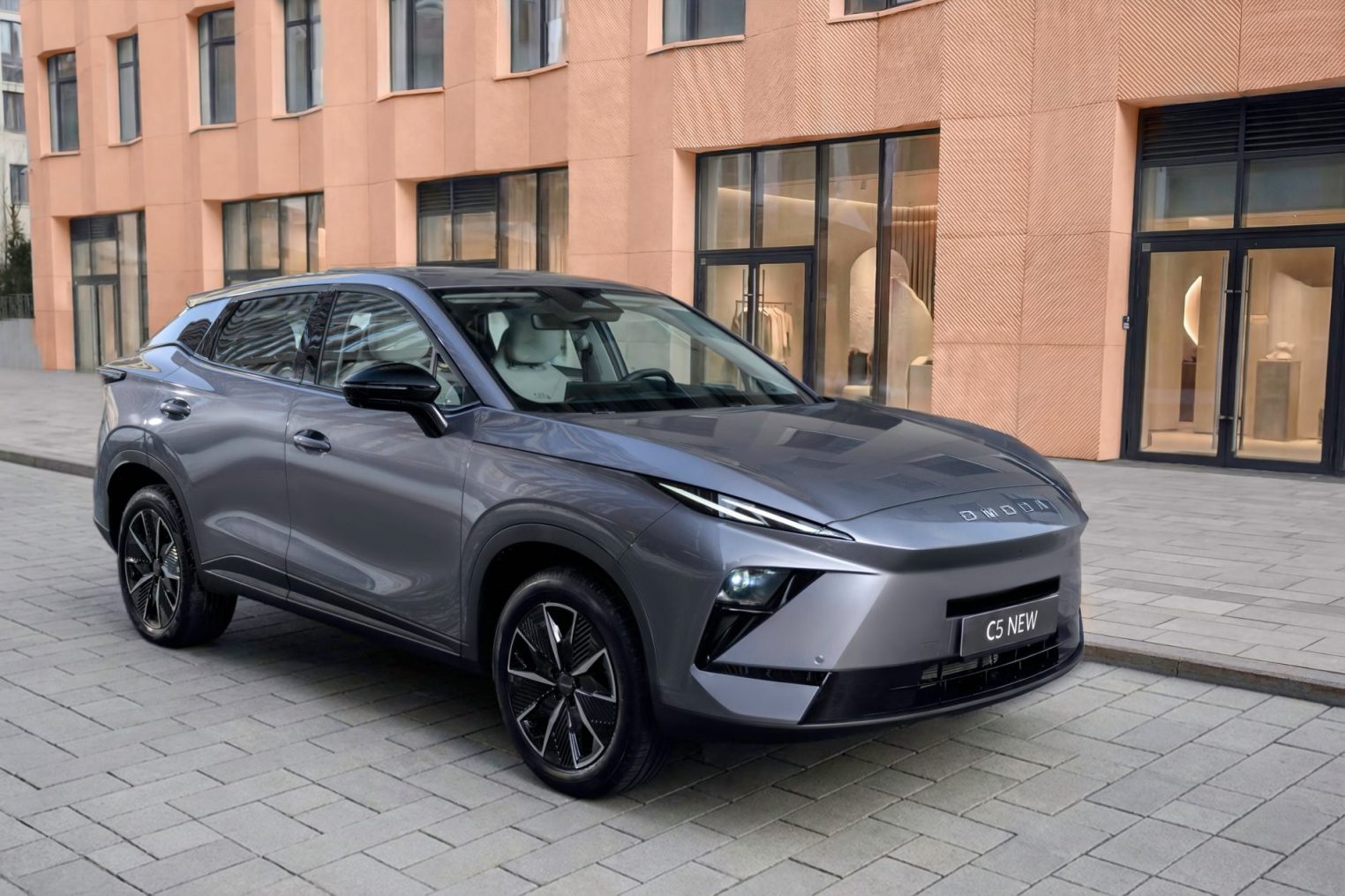 Новый OMODA C5 в Костроме: стиль, технологии и теперь — полный привод