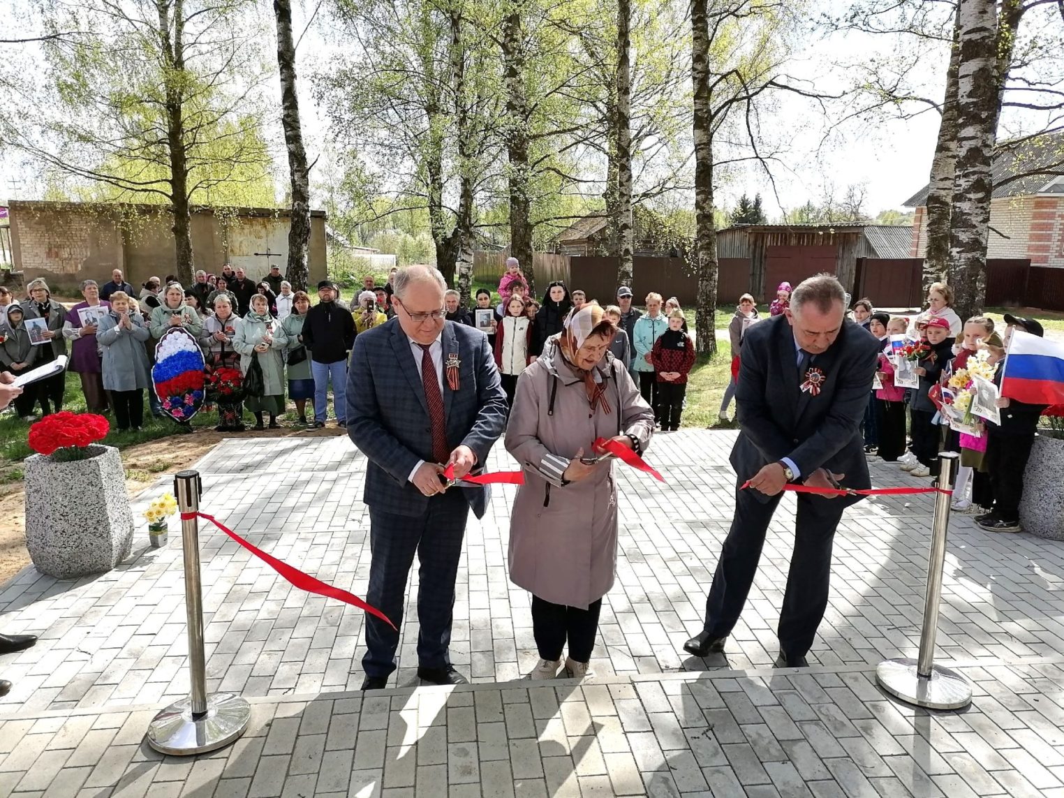 Народная память в камне: в селе под Костромой открыли мемориал героям войны