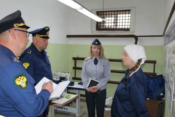 Прокурор навестил костромских сиделиц даже в ШИЗО