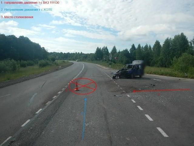 Под Костромой малолитражка не вынесла встречи с другой машиной