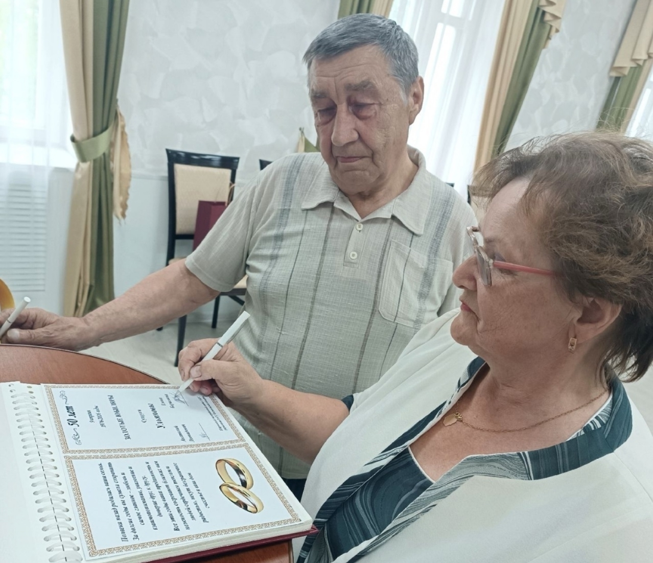 Отметили полвека в ЗАГСе: история любви семьи Ульяновых из Шарьи