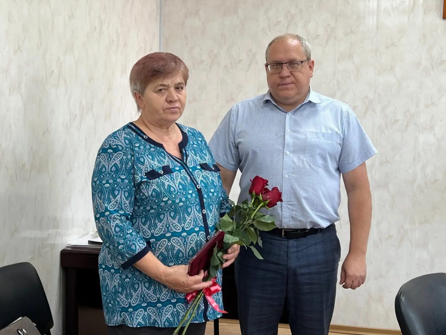 Маме погибшего участника СВО из Костромской области вручили медаль Суворова