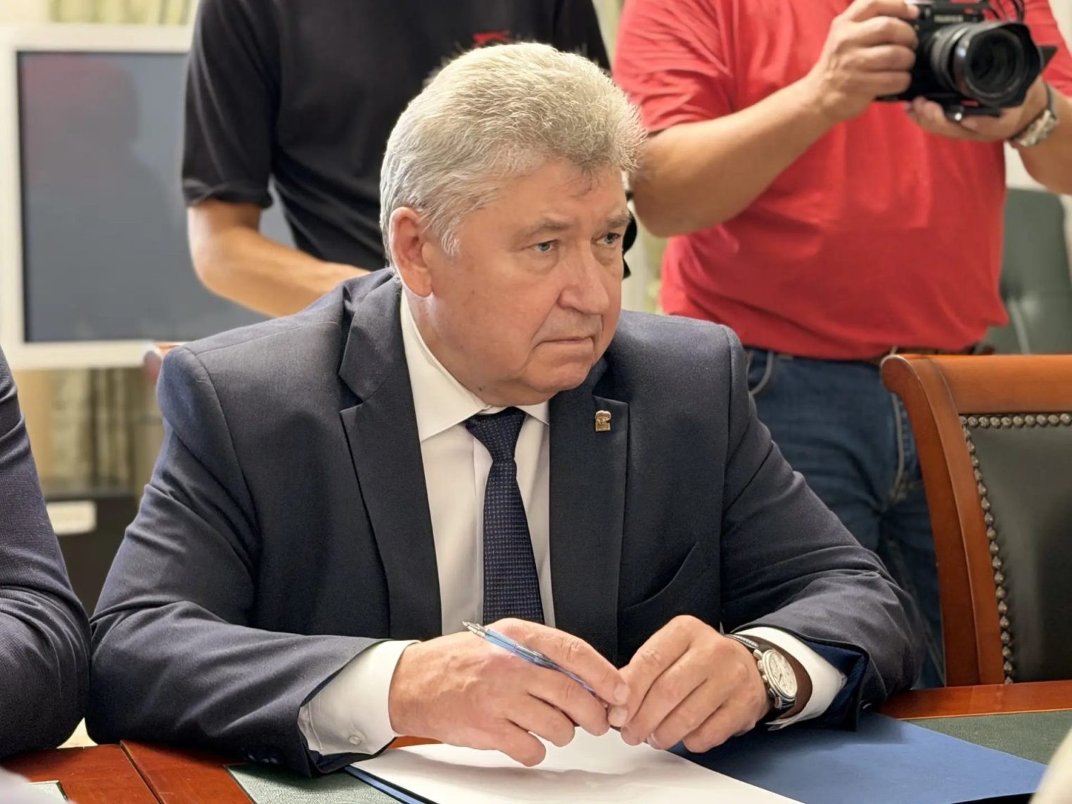 Сергей Ситников встретился с руководителями фракций областной Думы