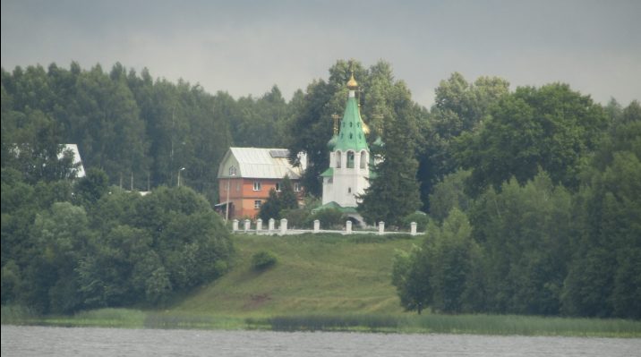 Турист Александр Корсаков прошёл по Волге на сапборде 165 километров