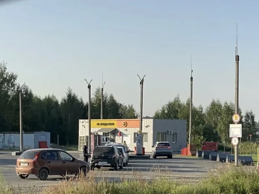 Сергей Ситников лично проверил ситуацию с топливом на АЗС Костромской области