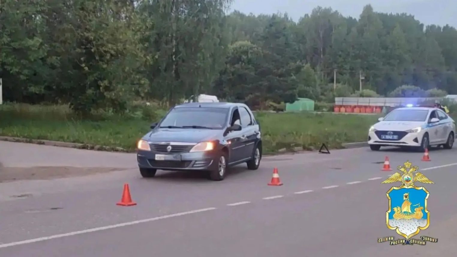8-летняя девочка попала под колеса иномарки под Костромой