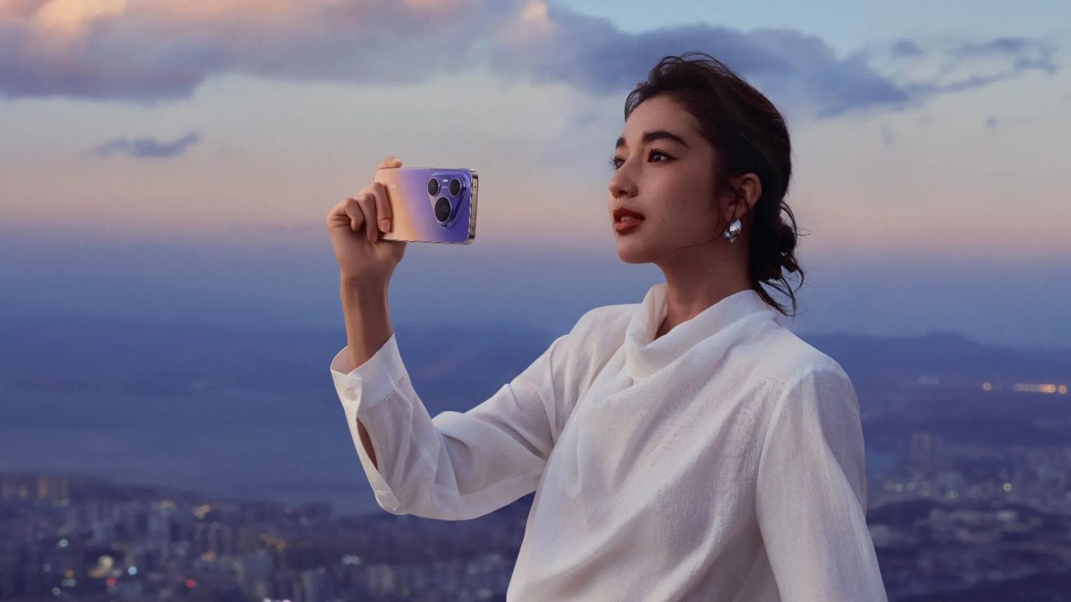 В Костромской области МТС открыла предзаказ на смартфоны серии HUAWEI Pura90s и продажу наушников-клипс HUAWEI FreeClip 2 S