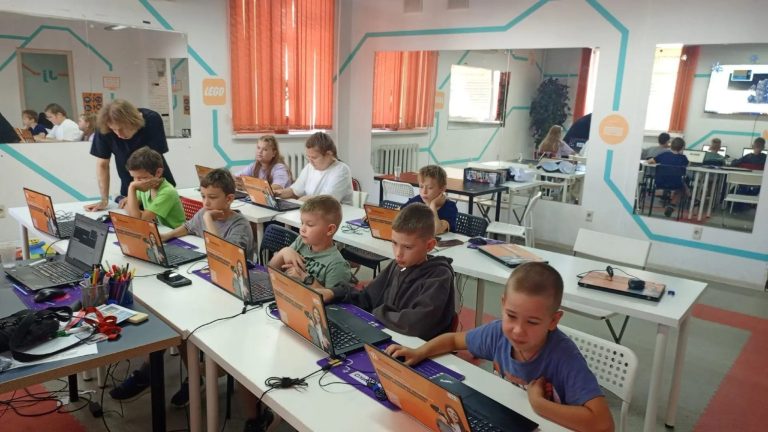ИТ Платформа: превращаем экранное время в полезный навык