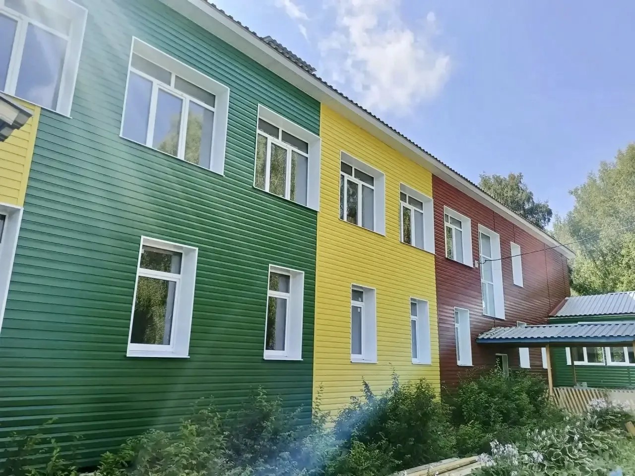 Подрядчик опаздывает с капремонтом детсада в костромской глубинке