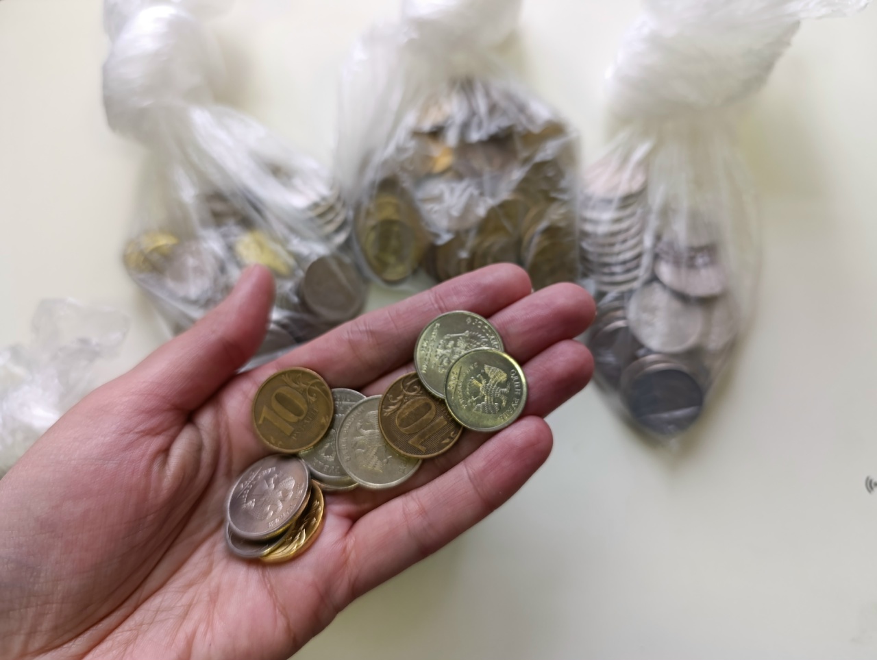 Нейронку научили оценивать коллекционные монеты