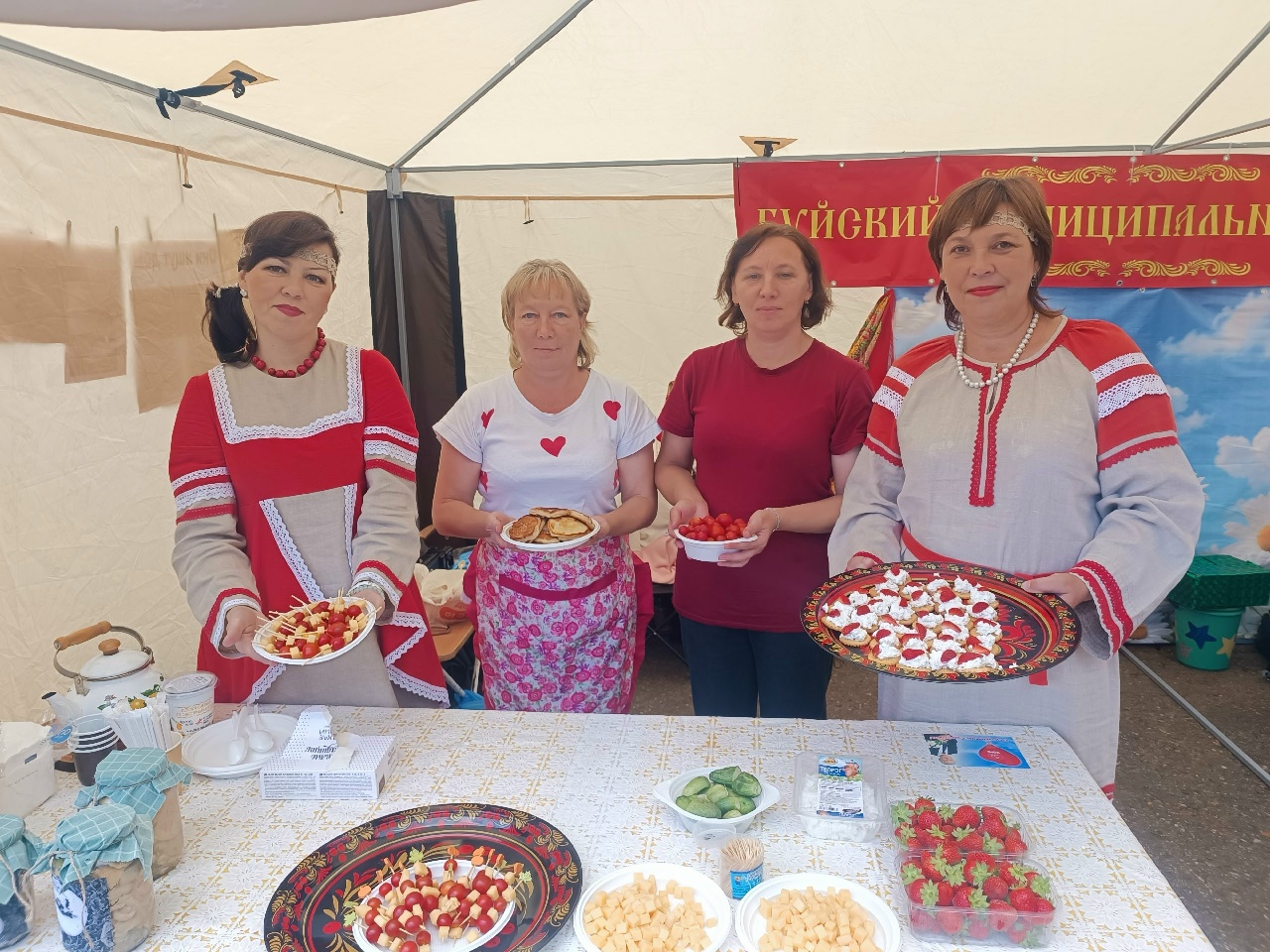 Фестиваль-ярмарка, посвященный народным традициям, прогремел в костромской глубинке