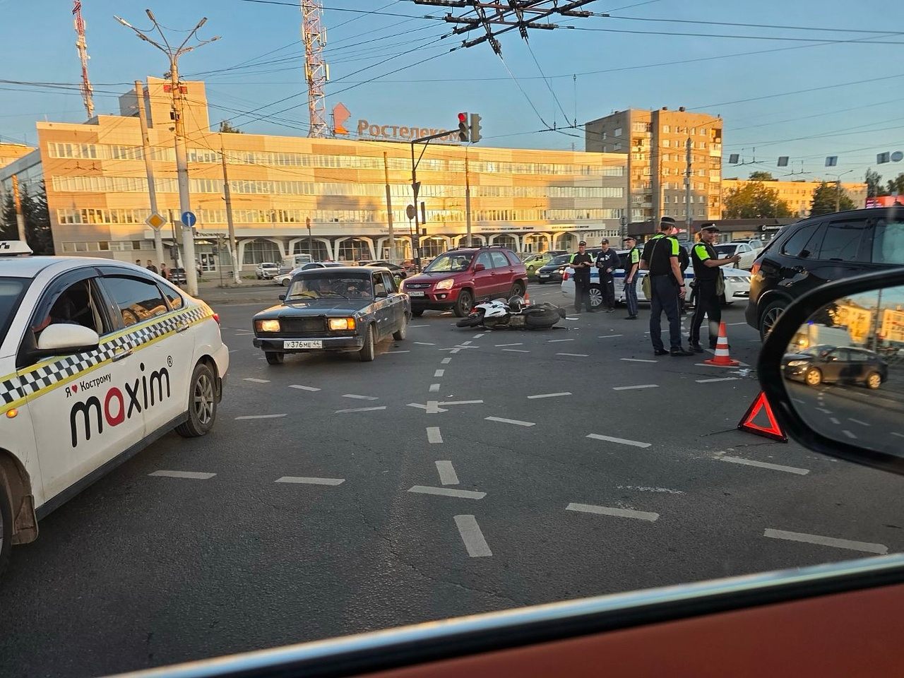 В Костроме мотоциклист выжил после столкновения с иномаркой