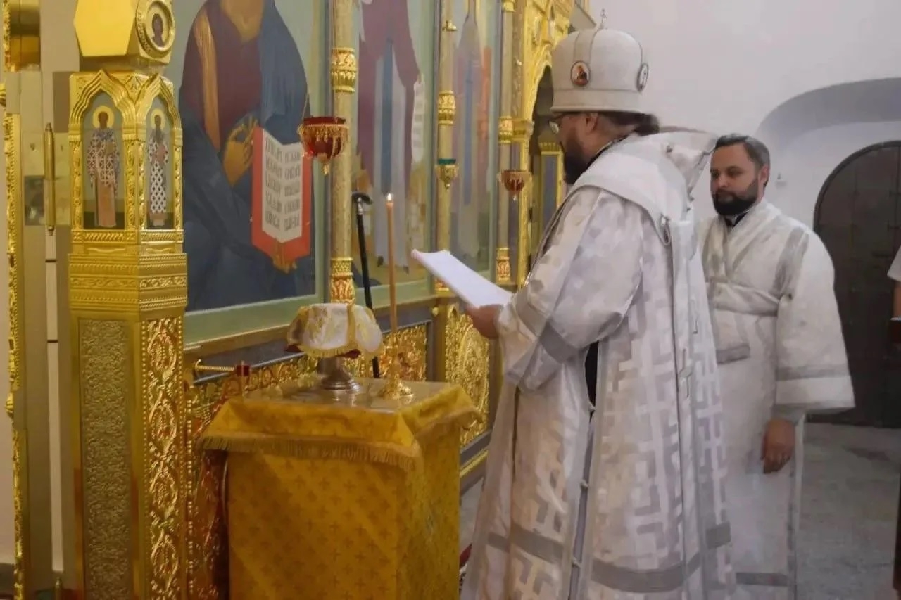 Старинный костромской храм освятили в процессе реконструкции