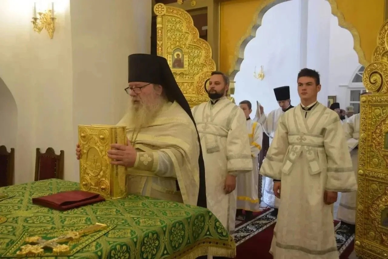 Старинный костромской храм освятили в процессе реконструкции
