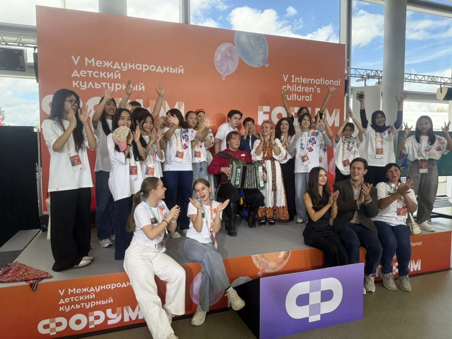 Юные костромичи представили регион на Международном детском культурном форуме