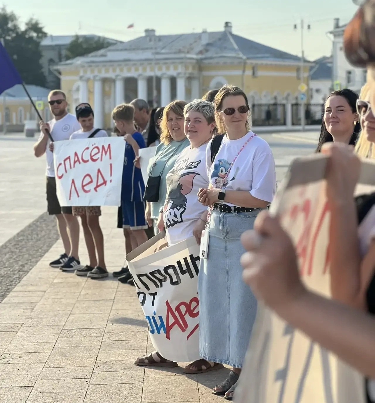 Костромская «Искра» — теперь еще и кинозвезды! Хоккеисты снялись в сериале для «России 1»