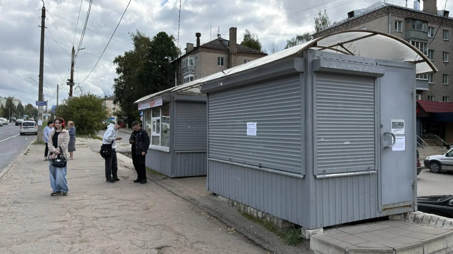 10 дней на исправление, затем демонтаж: в Костроме проверяют павильоны на остановках