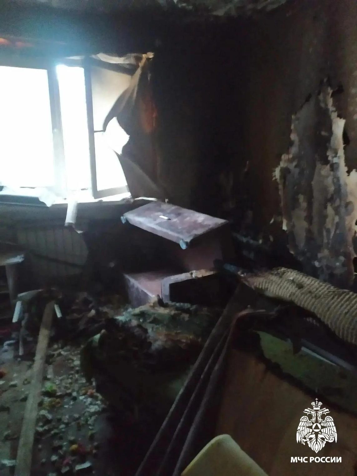 Пожар в костромской многоэтажке выгнал на улицу почти три десятка жильцов