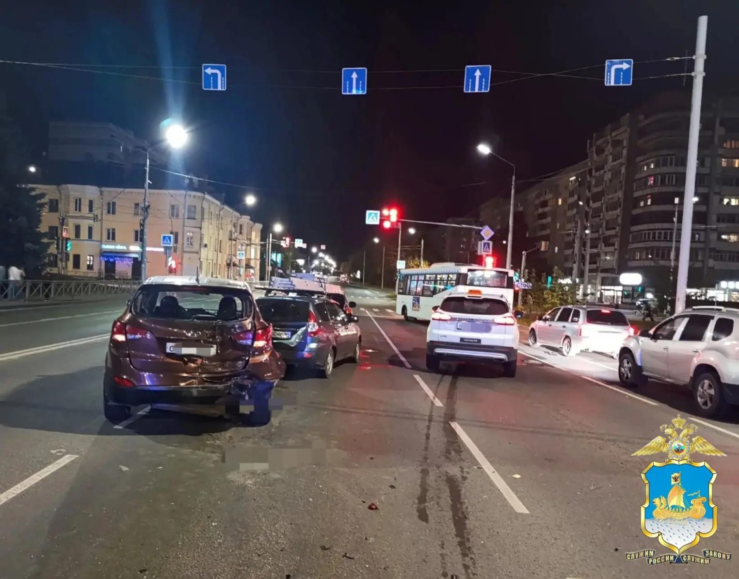 В ДТП с четырьмя машинами в Костроме пострадал подросток