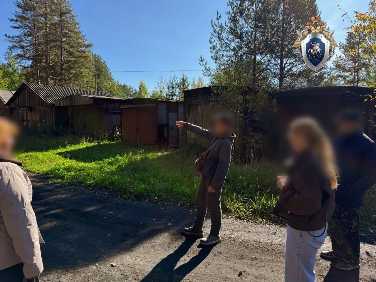 В костромском центре подростки вскрыли гараж и несколько дней катались на мопеде