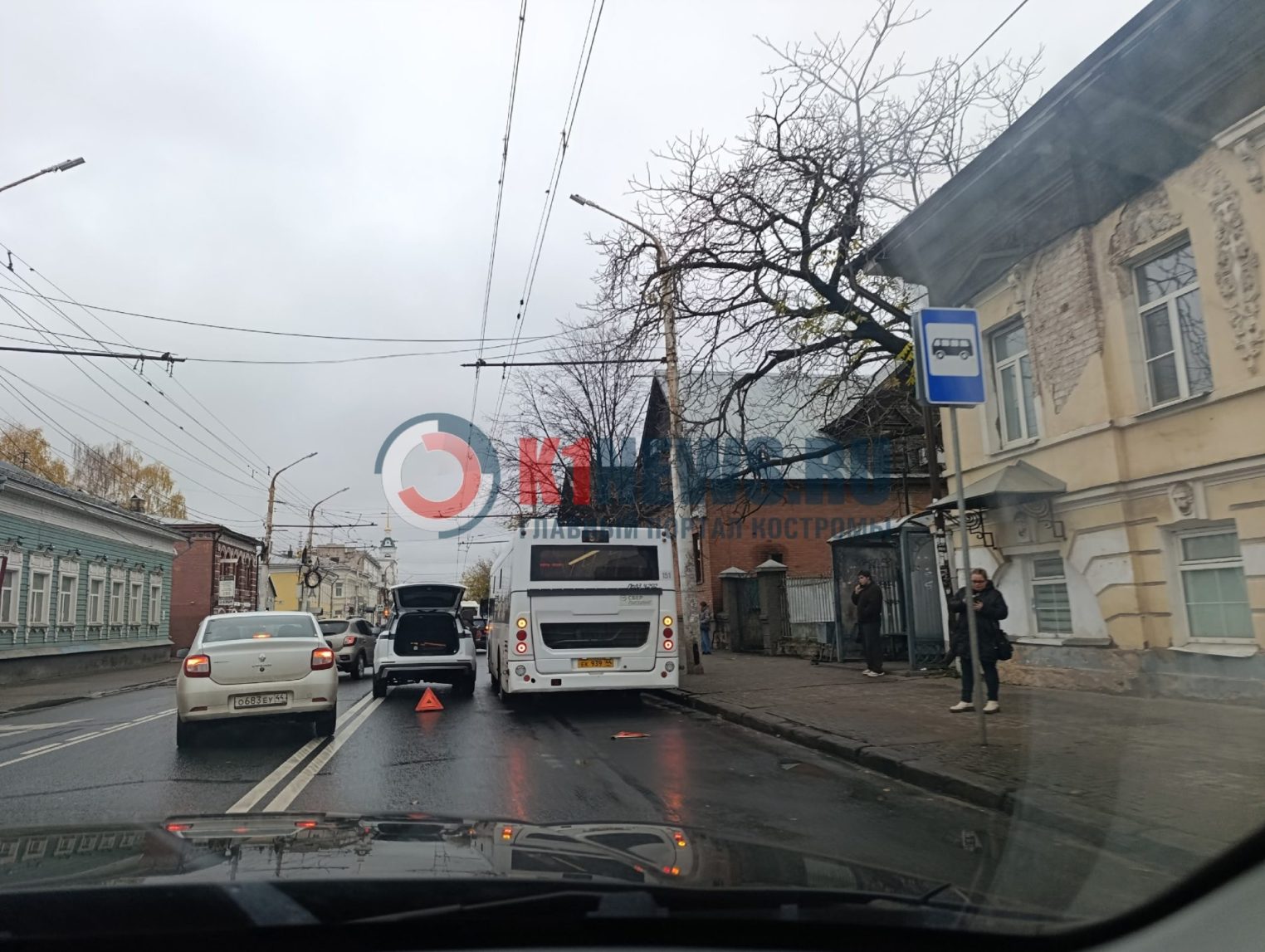 ДТП на улице Советской в Костроме вызвало жуткую пробку