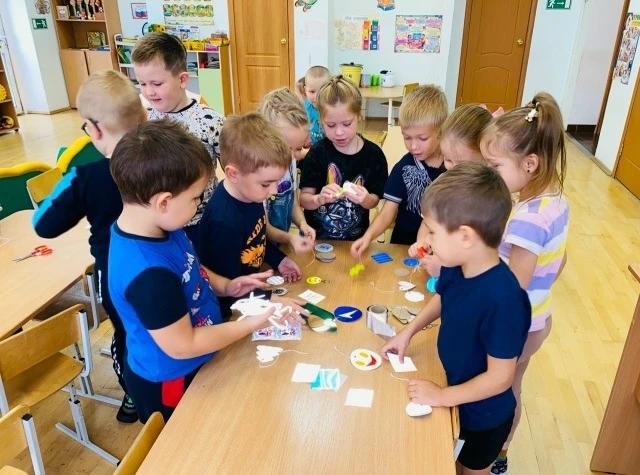 Костромские гаишники превратили детсадовцев в светлячков