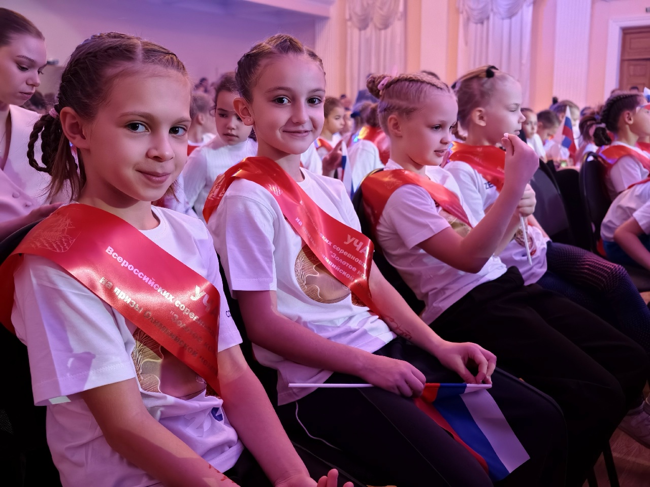 Всероссийские соревнования по спортивной гимнастике начались в Костроме
