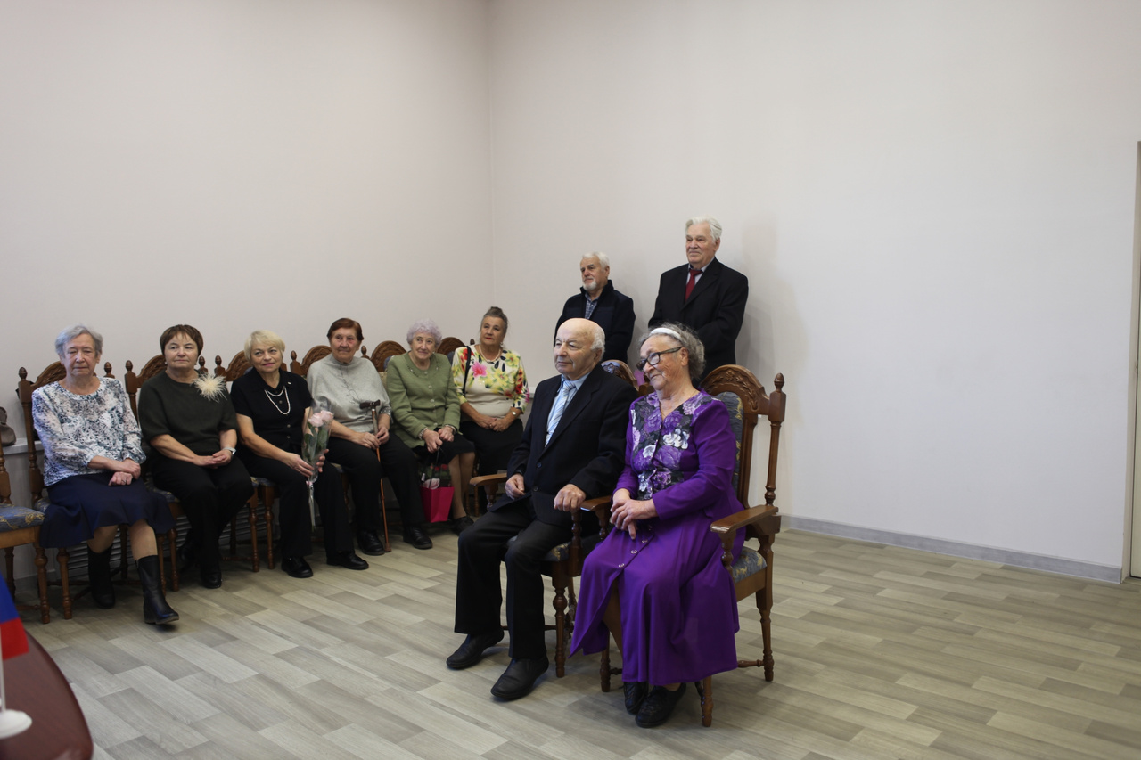 Супруги из костромского райцентра отметили 65-летие со дня свадьбы