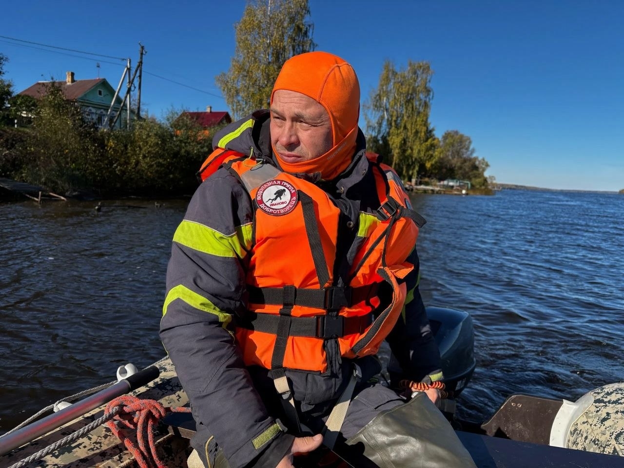 Ивановские водолазы не смогли найти под Костромой пропавшего земляка