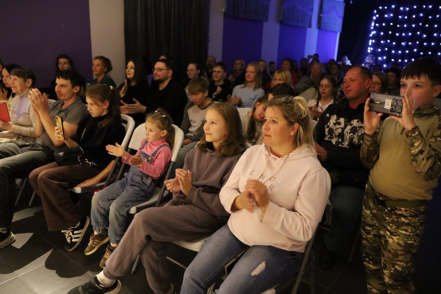 Искусство во имя добра: костромской театр устроил акцию помощи бездомным животным